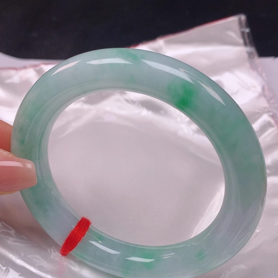 【闪购商品】翡翠手镯未镶嵌57+圆条手镯