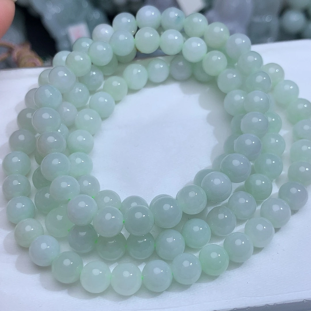 翡翠未镶嵌颈饰786。