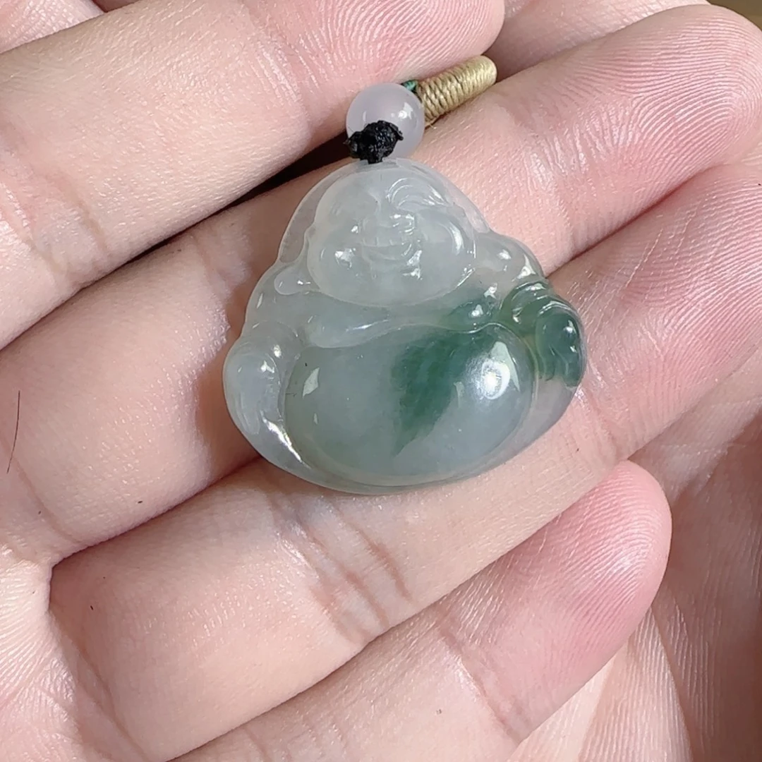 翡翠未镶嵌颈饰佛公