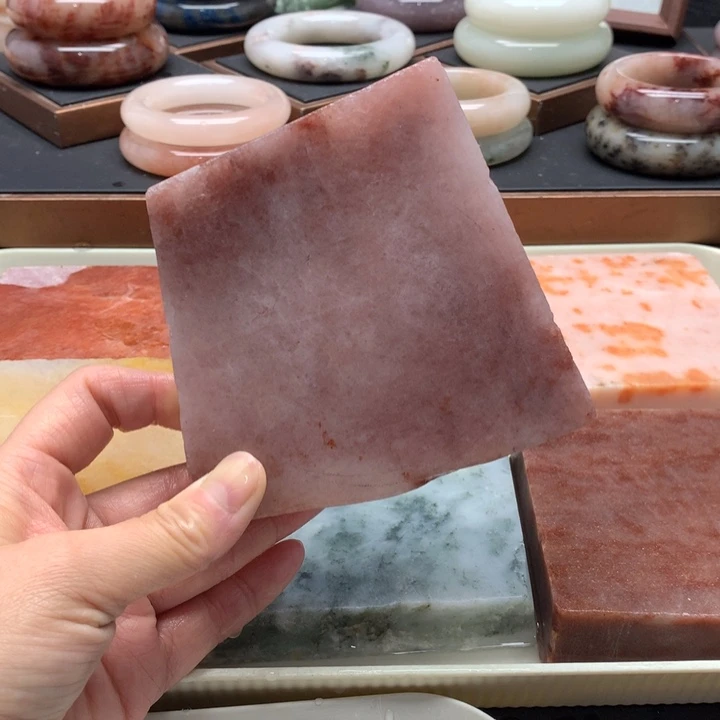 石英岩玉未镶嵌手镯