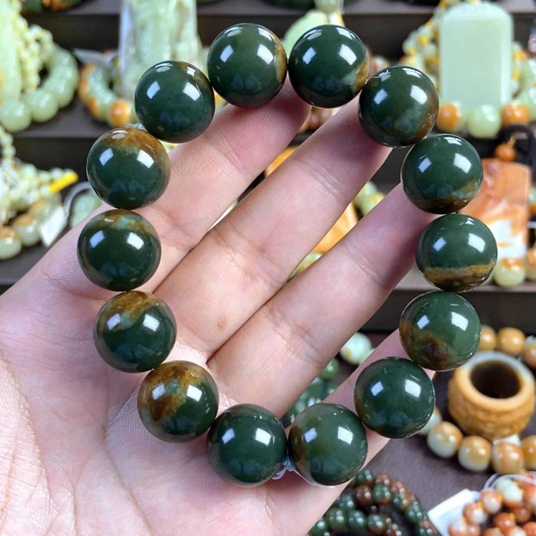透闪石质玉未镶嵌手串