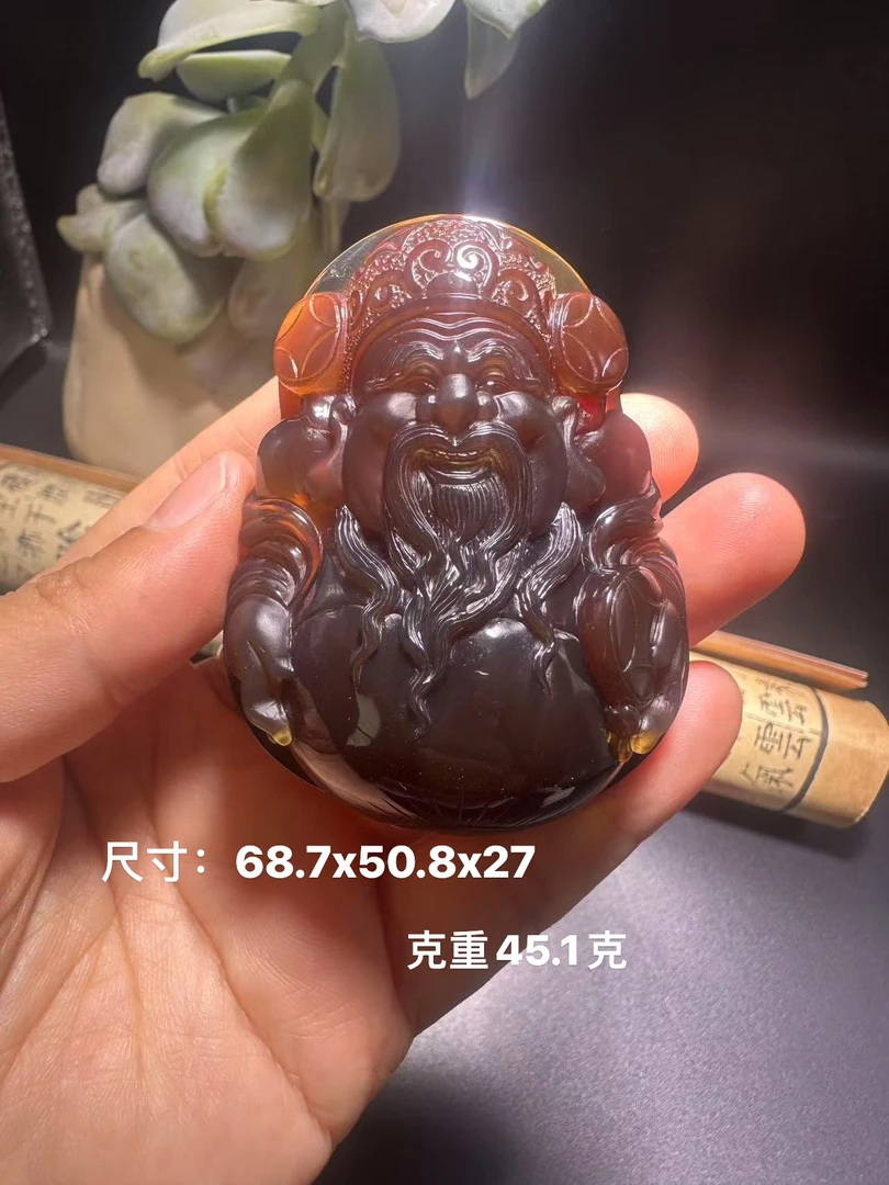 缅甸天然琥珀棕红蜜雕刻件财神吊坠