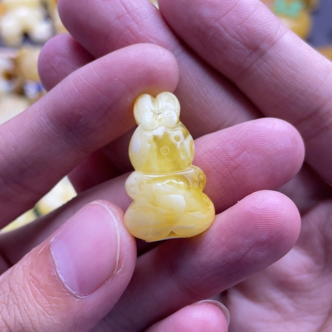 琥珀未镶嵌裸石蜜蜡