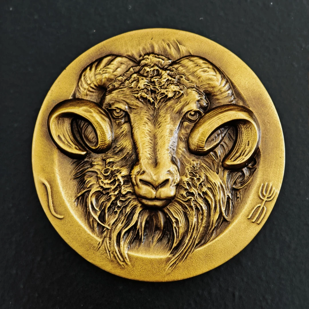 非法定货币【金铜】60mm 2015年乙未年羊年 慈旧盈新 珐琅生肖铜章F