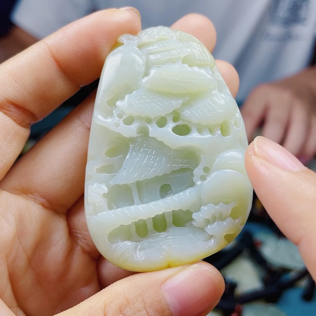 和田玉未镶嵌颈饰