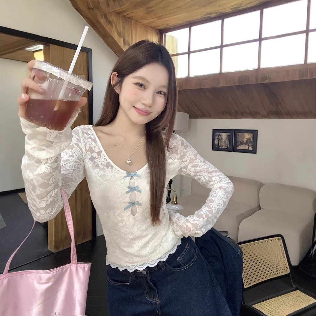 薄款甜美可爱小领蝴蝶结修身长袖蕾丝秋季新款内搭显瘦短款上衣