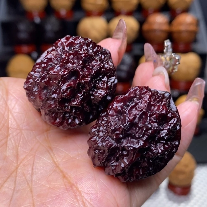 文玩核桃把件血麒麟27号