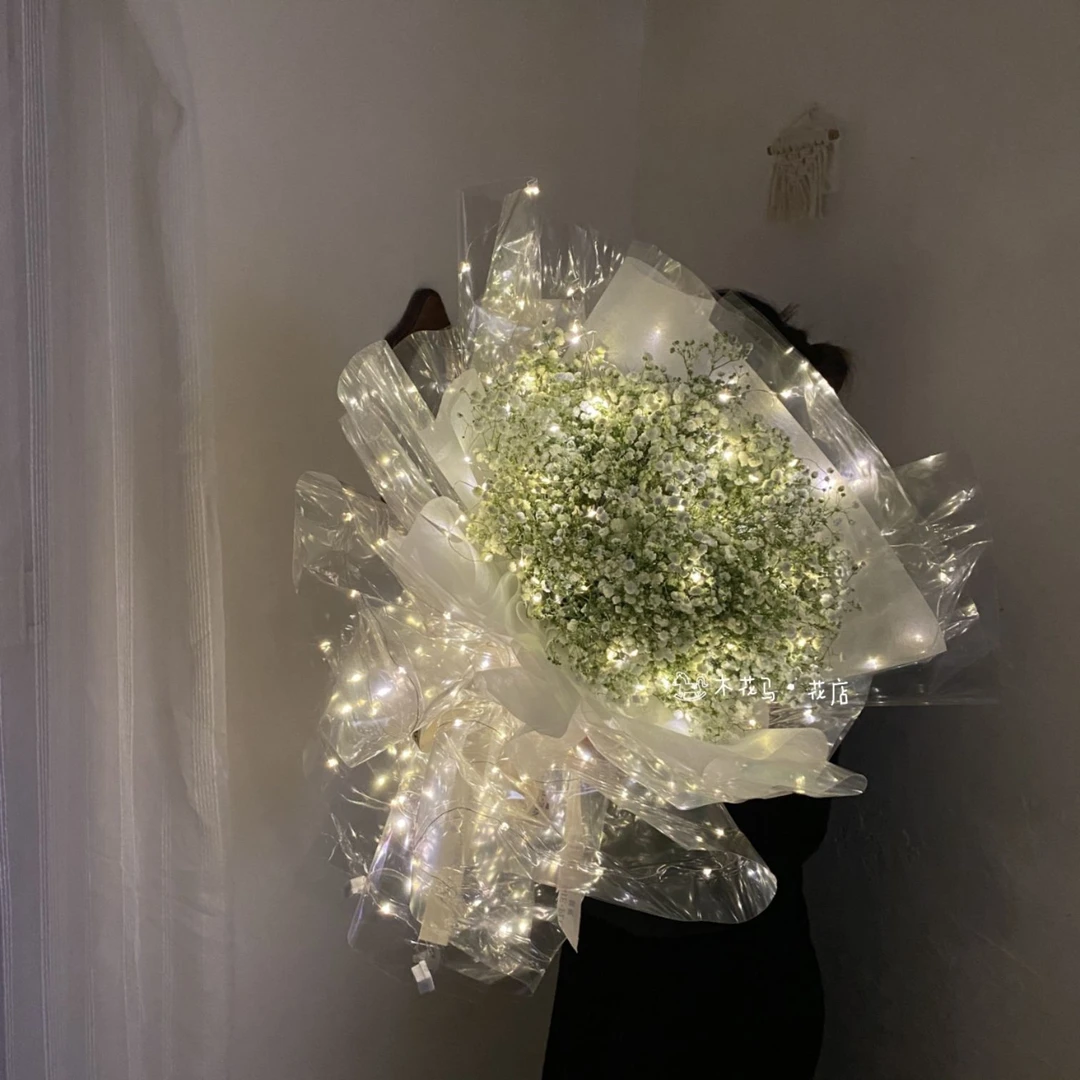 【银河星恋】发光白色满天星花束