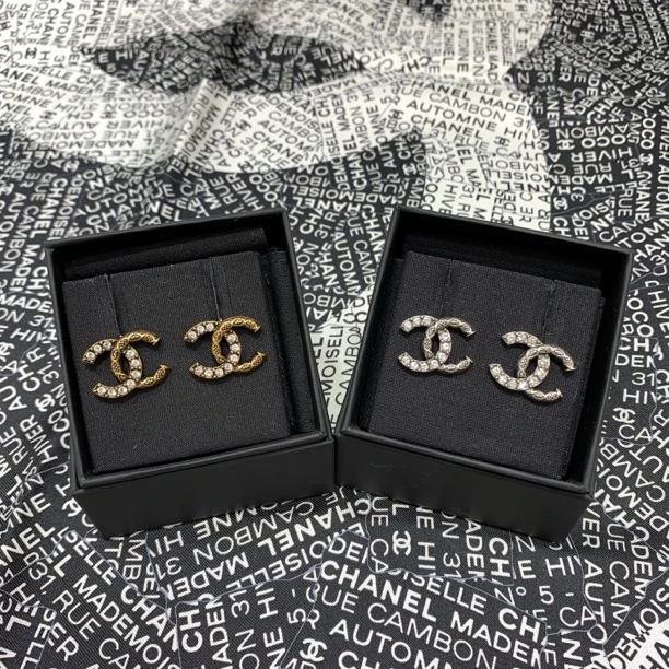 全新未使用 Chanel/香奈儿 24A复古双c耳钉大号 复古银/复古金