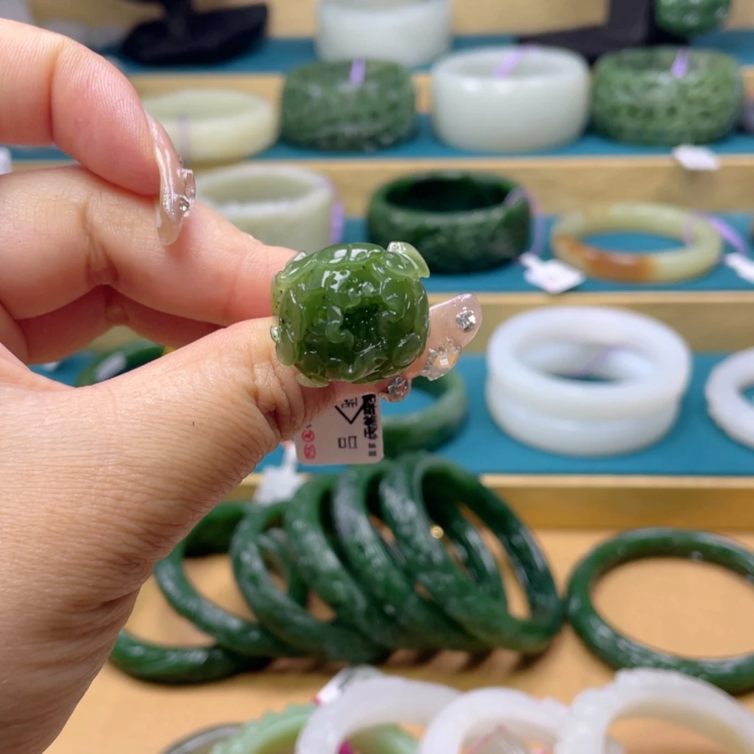 和田玉戒指未镶嵌