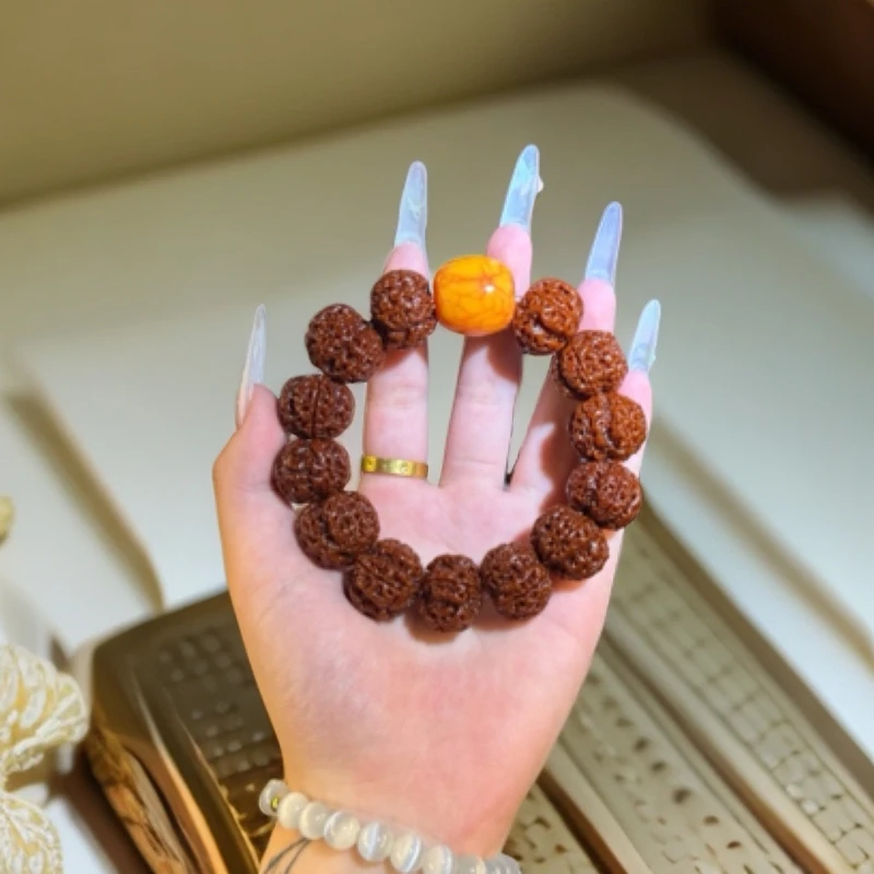 五瓣玉化金刚菩提蜂王（通黄)