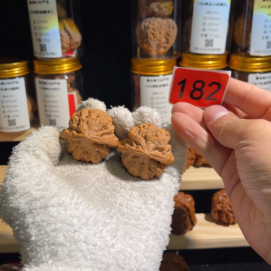 文玩核桃把件43全品粗筋 编号182