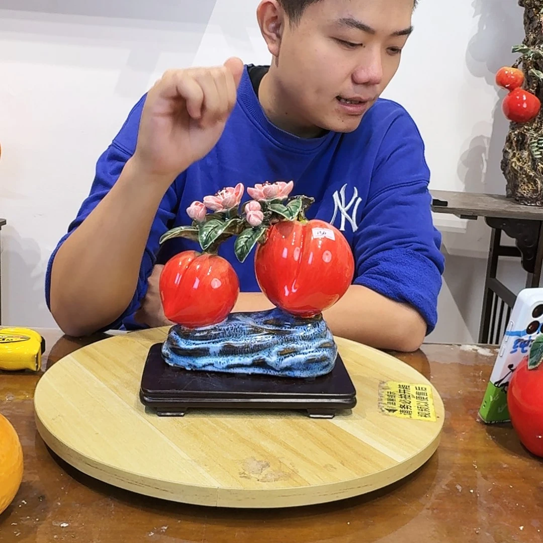 陶瓷双寿桃摆件的