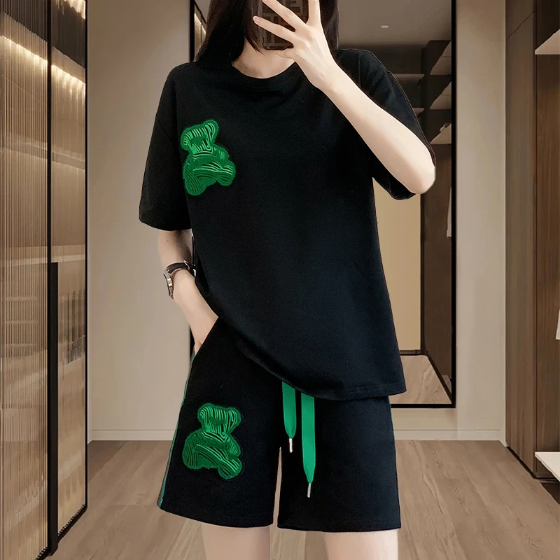 2025夏天女装一整套时尚宽松版短袖短裤两件套韩系穿搭高级感套装