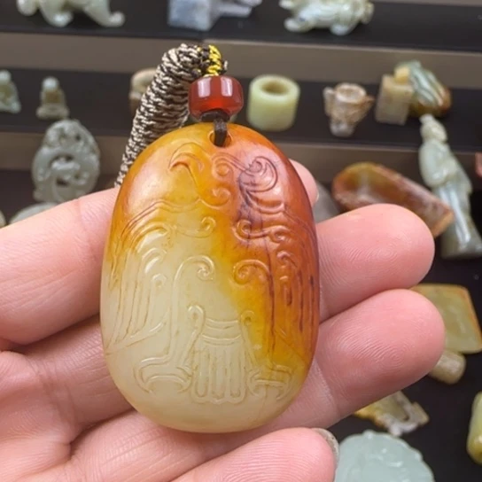 和田玉（糖玉）未镶嵌颈饰