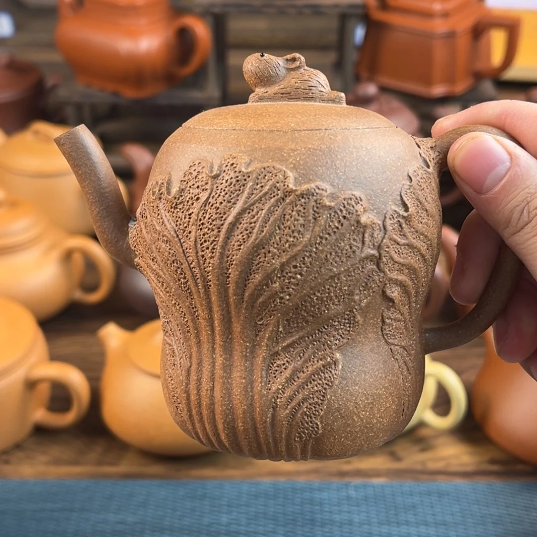 至***简茶壶紫砂手工制作工艺精湛