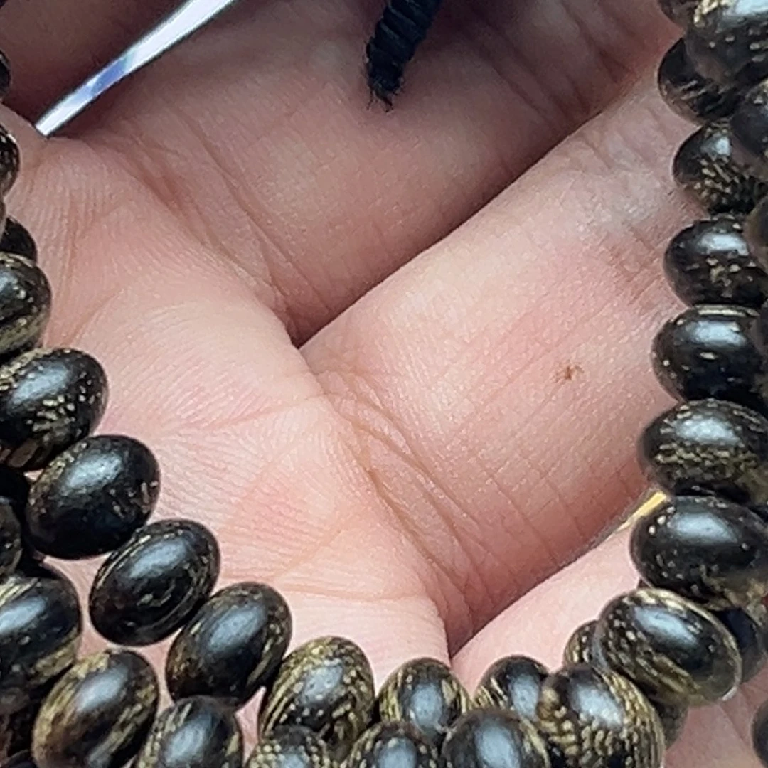 沉香碎屑沉香白奇楠