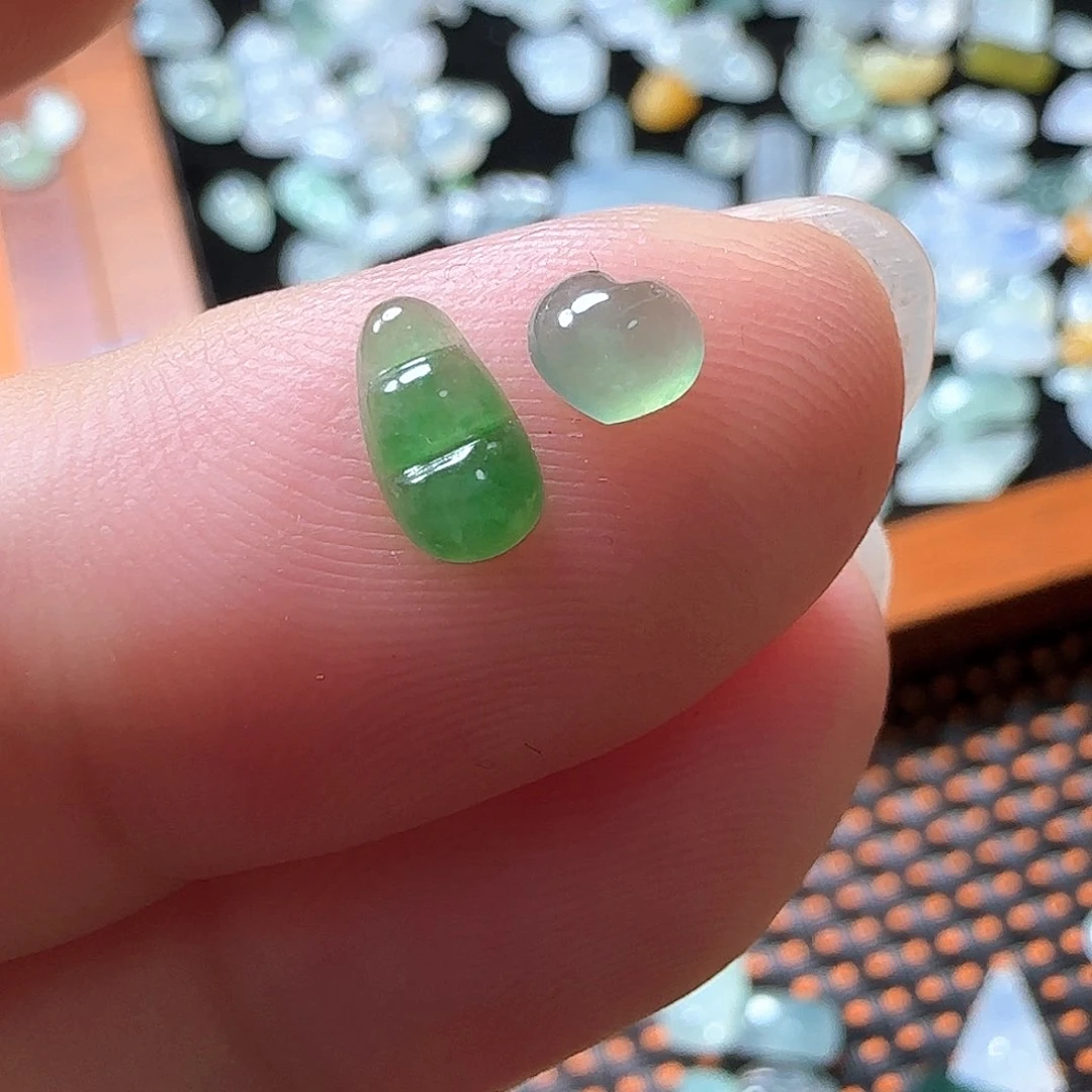 定制翡翠未镶嵌翡翠