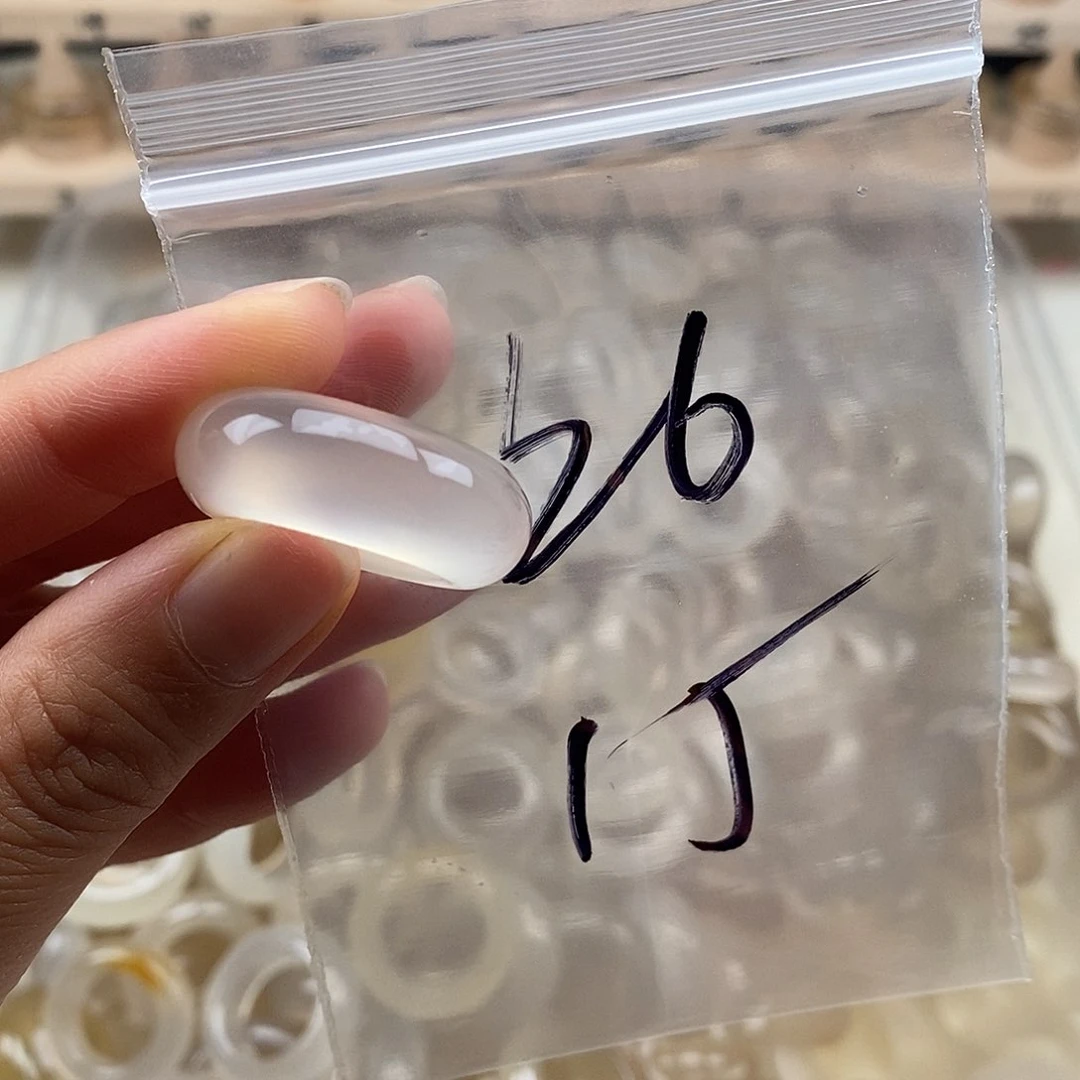 未镶嵌戒指玛瑙/玉髓花*