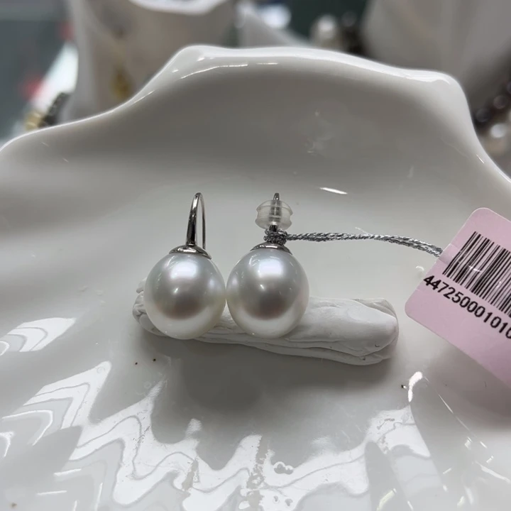 海水珍珠耳饰18K金镶嵌