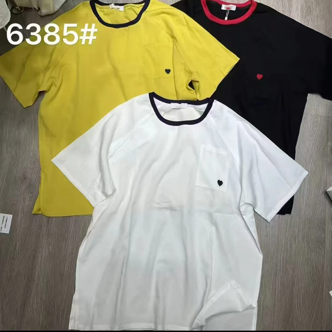 刺绣爱心小标净版短袖圆领百搭宽松型大T恤显瘦侧开叉