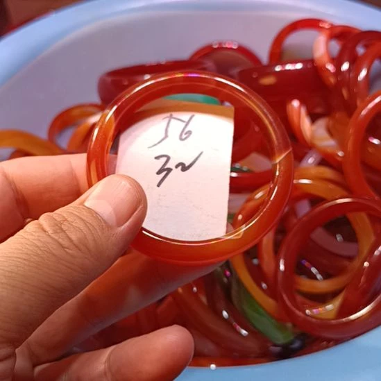 玛瑙/玉髓未镶嵌手镯