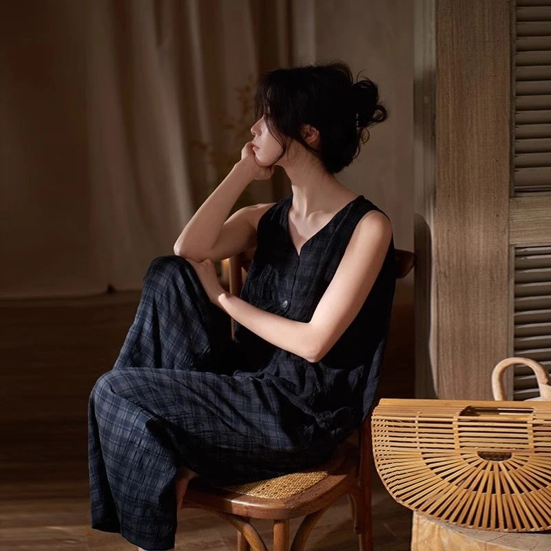 2026年新款夏季V领梭织棉女士睡衣背心九分裤凉感外穿家居服