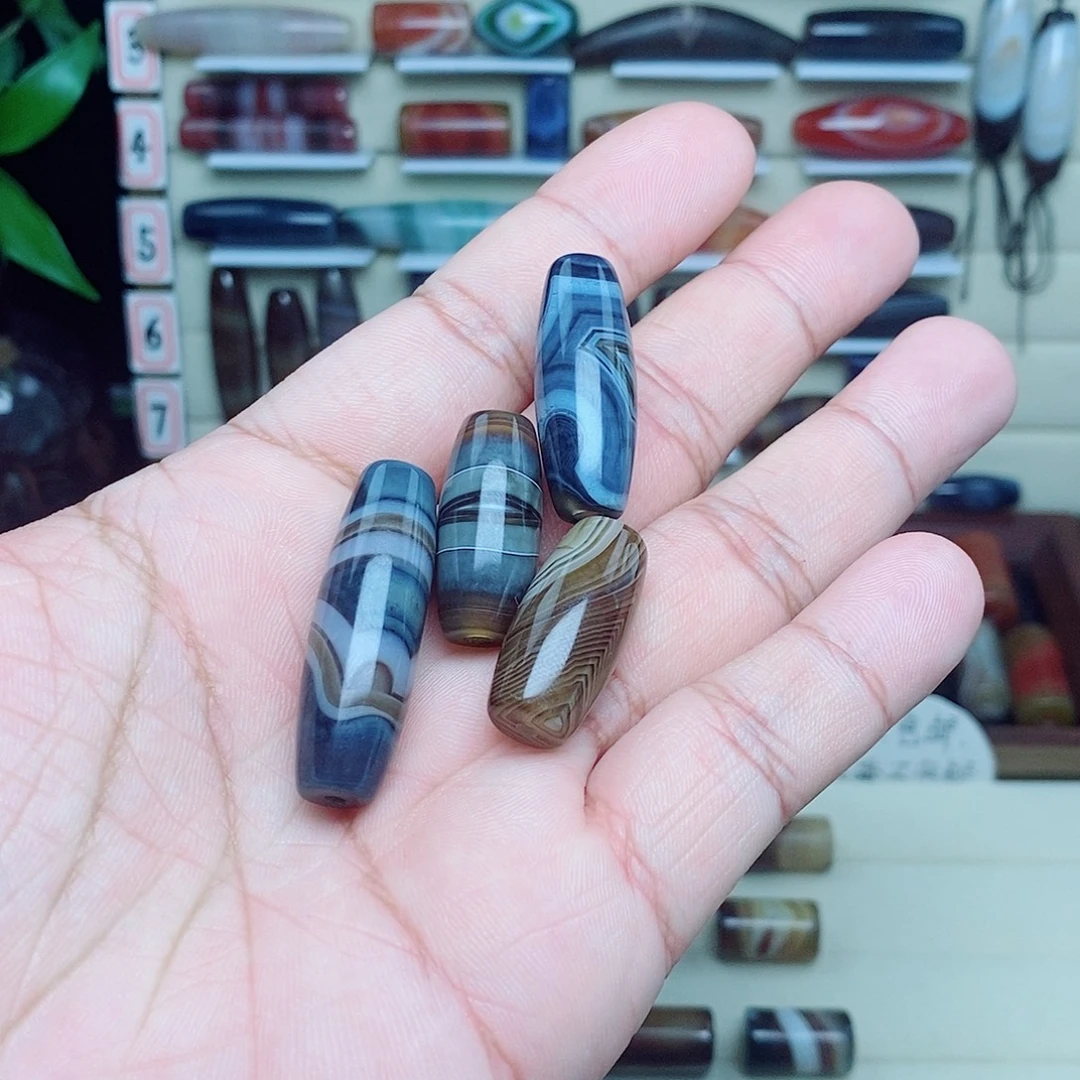 老***童玛瑙/玉髓未镶嵌颈饰
