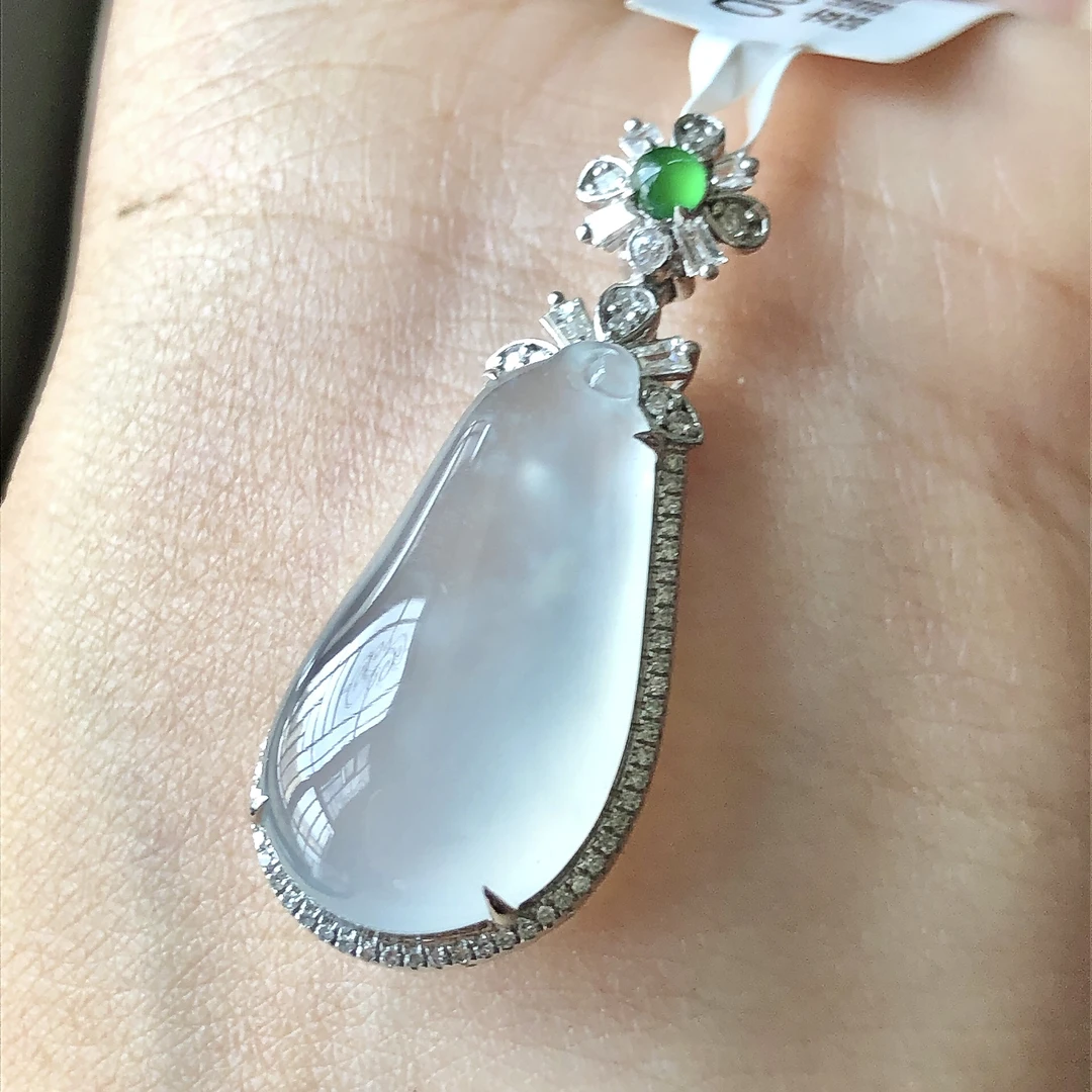 缅甸天然A货翡翠18k金镶嵌老坑高冰种福瓜吊坠尺寸34/13.6/9