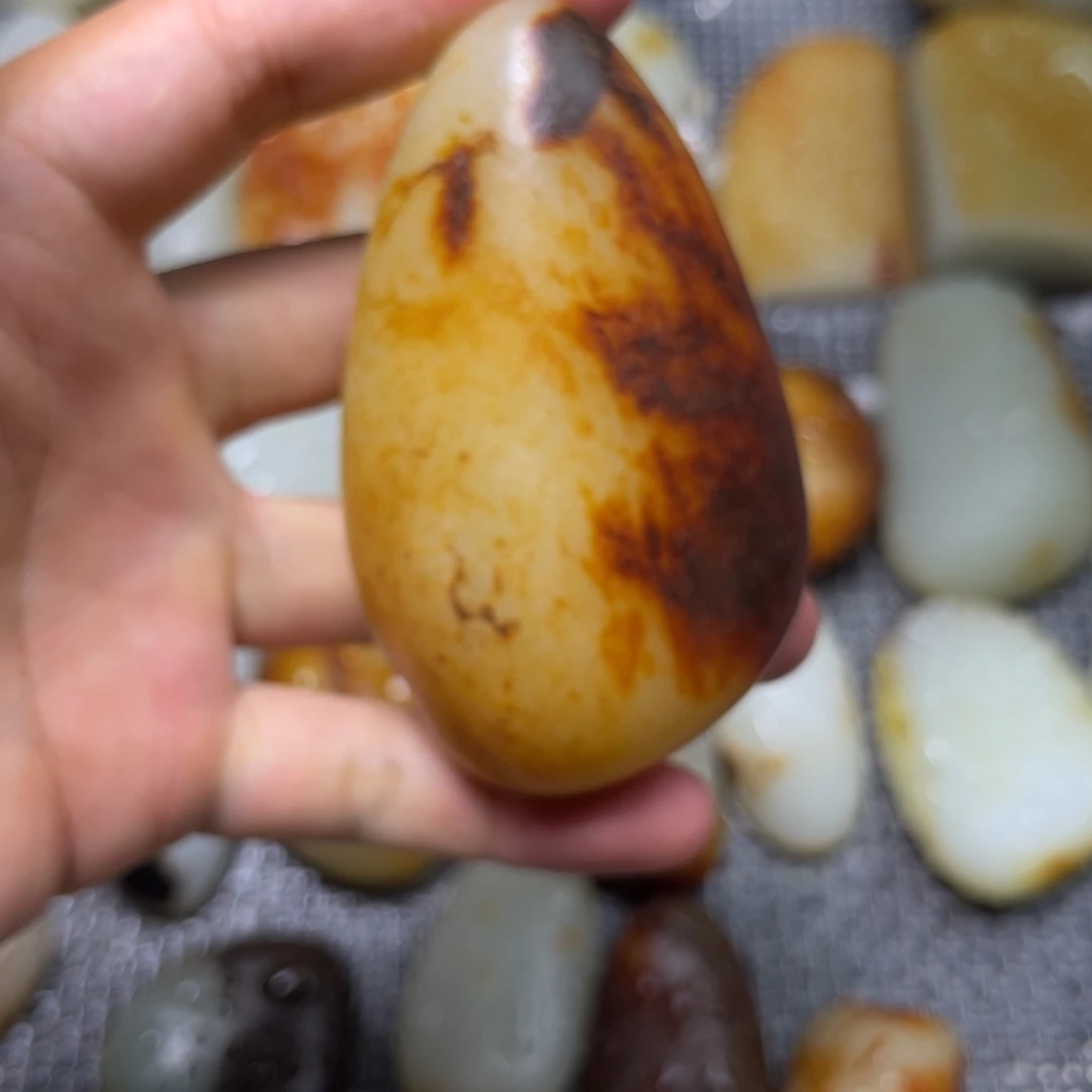未镶嵌和田玉定制和田玉C****r