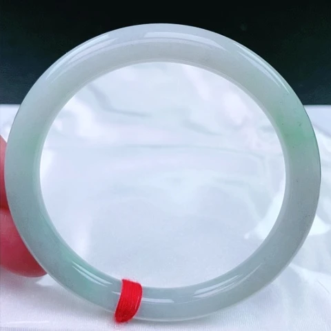 翡翠手镯（圆镯）未镶嵌42号