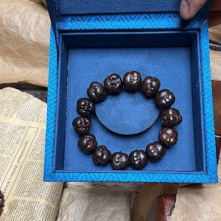 大叶紫檀（黑酸枝木类）