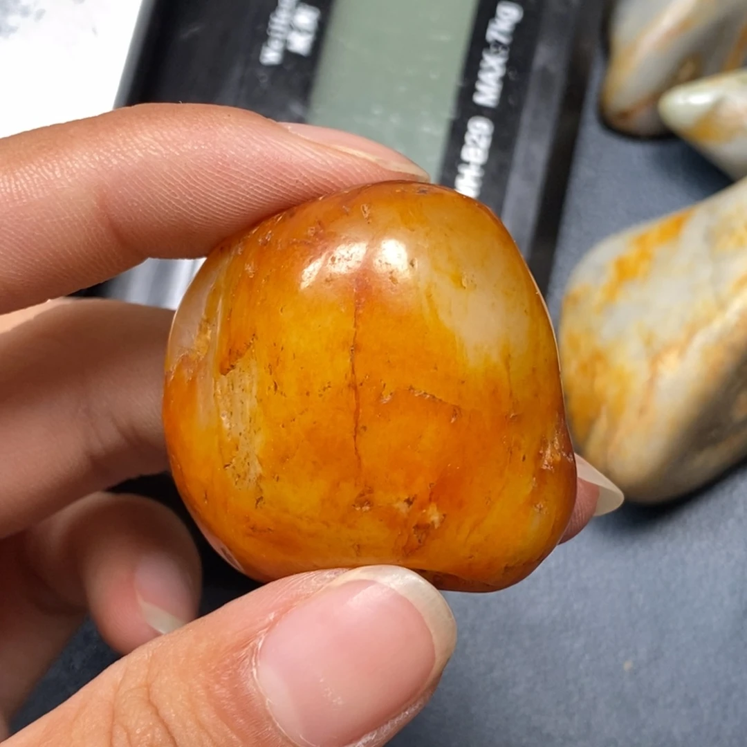 和田玉（糖玉）未镶嵌挂件