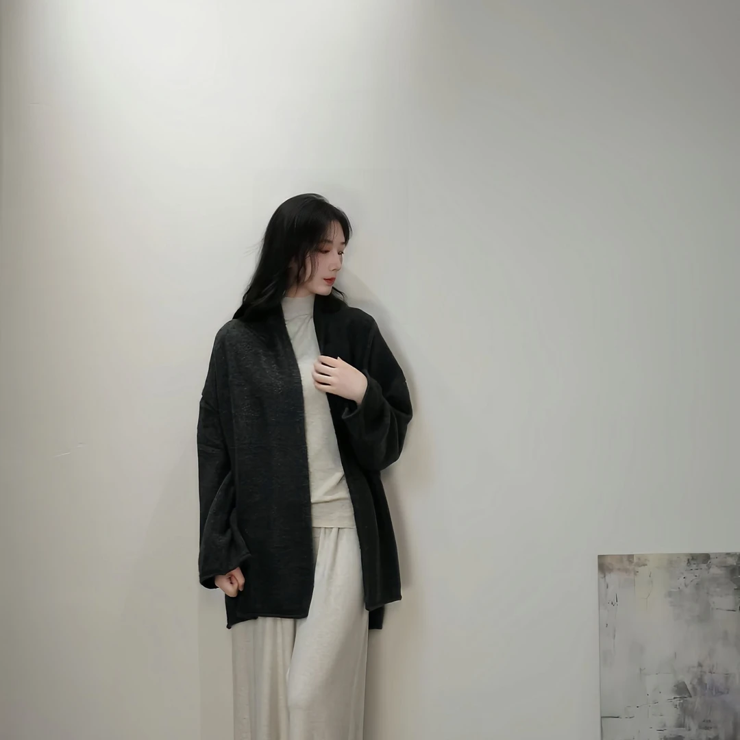 妙芙婷简约百搭高级感纸质山2025秋冬新款流行高级感上衣外套大衣