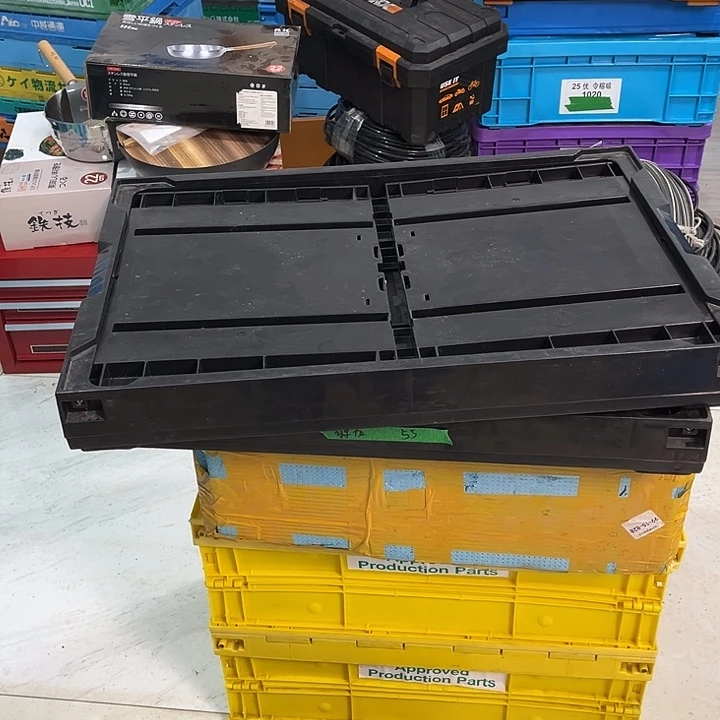 可****厚款两个黑色的箱子