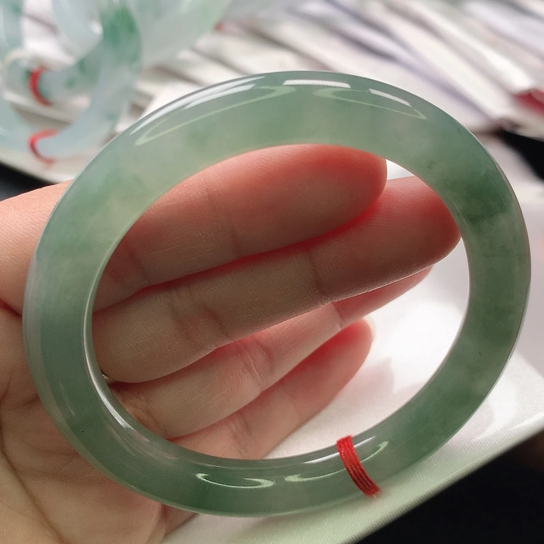 翡翠未镶嵌手镯缅甸55.56