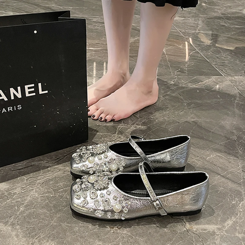 【万达撤柜】百搭低跟银色亮片玛丽珍鞋女2025年软底新款配裙子平