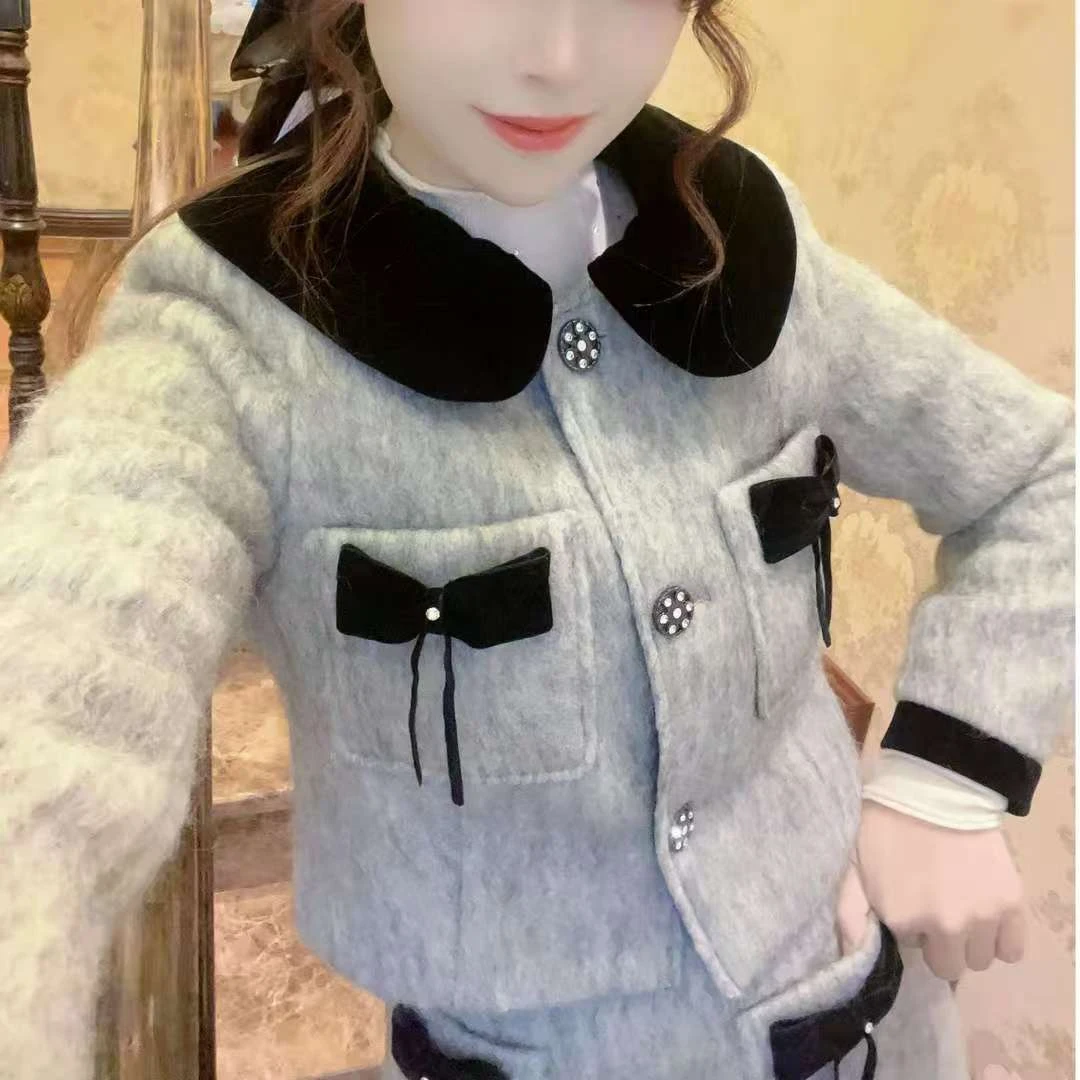 YDNalways品牌设计款重工丝绒拼接羊毛套装