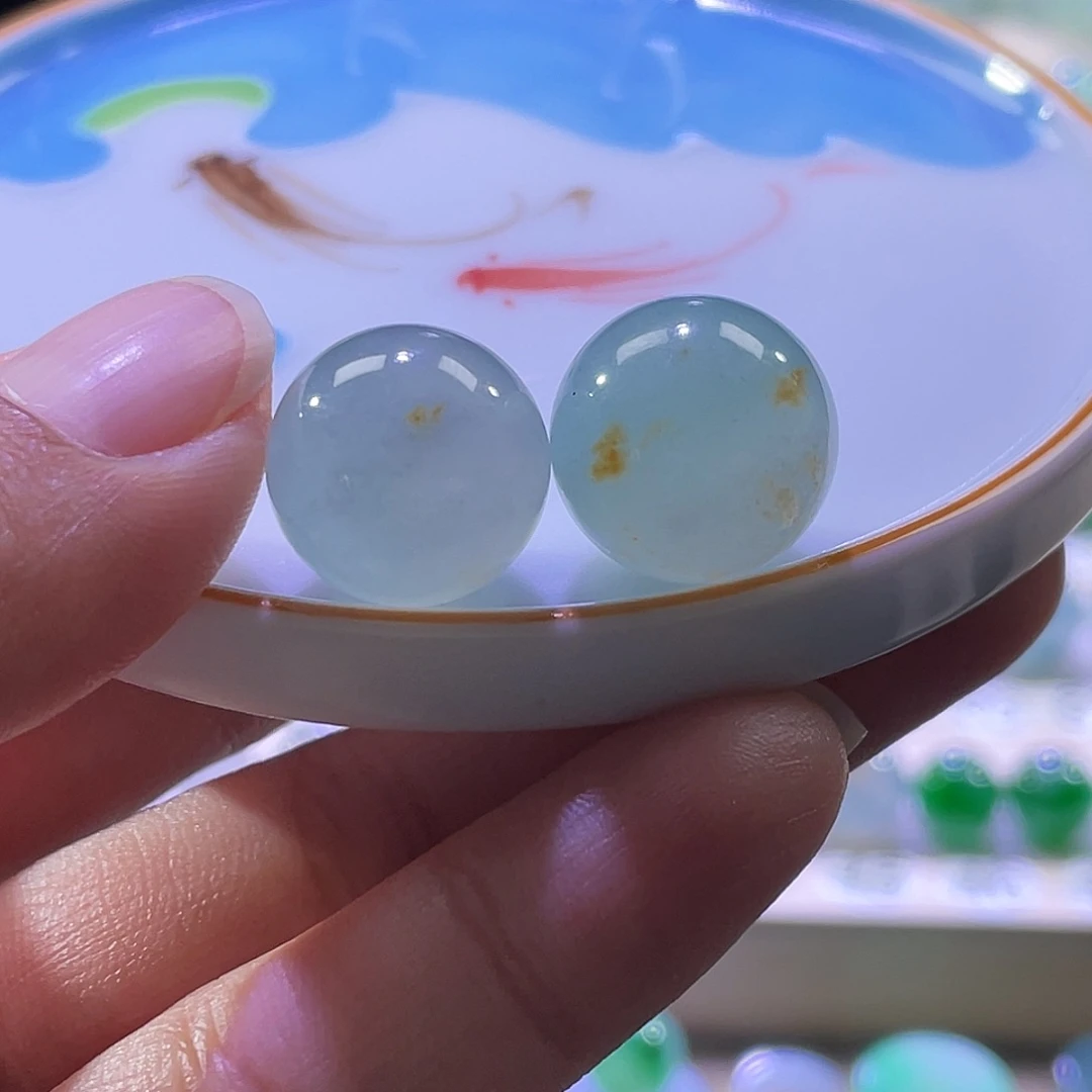 散珠翡翠展示勿拍缅甸翡翠a货卡13+天空蓝洒金一个