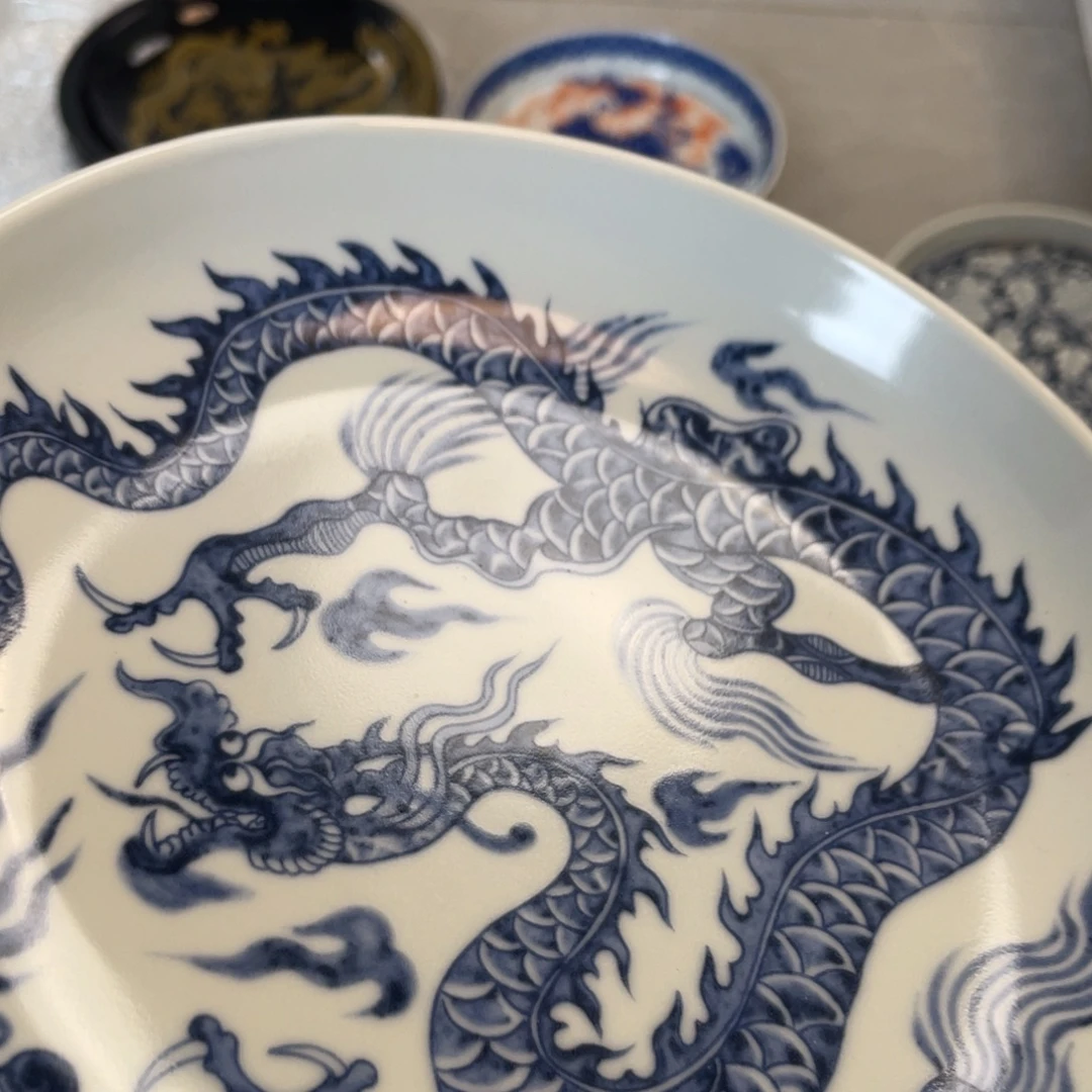 瓷片景德镇青花铠甲龙大壶承