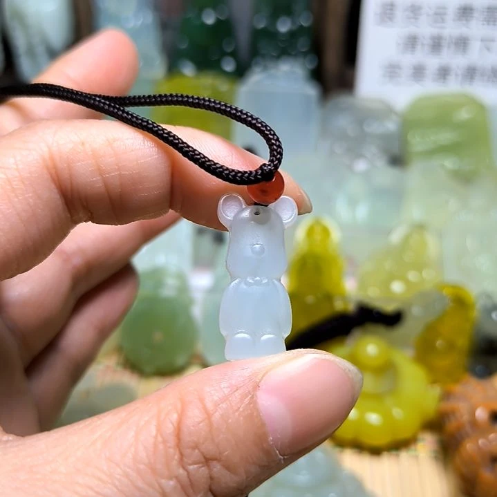 岫玉吊坠(不含链)未镶嵌凤*飞