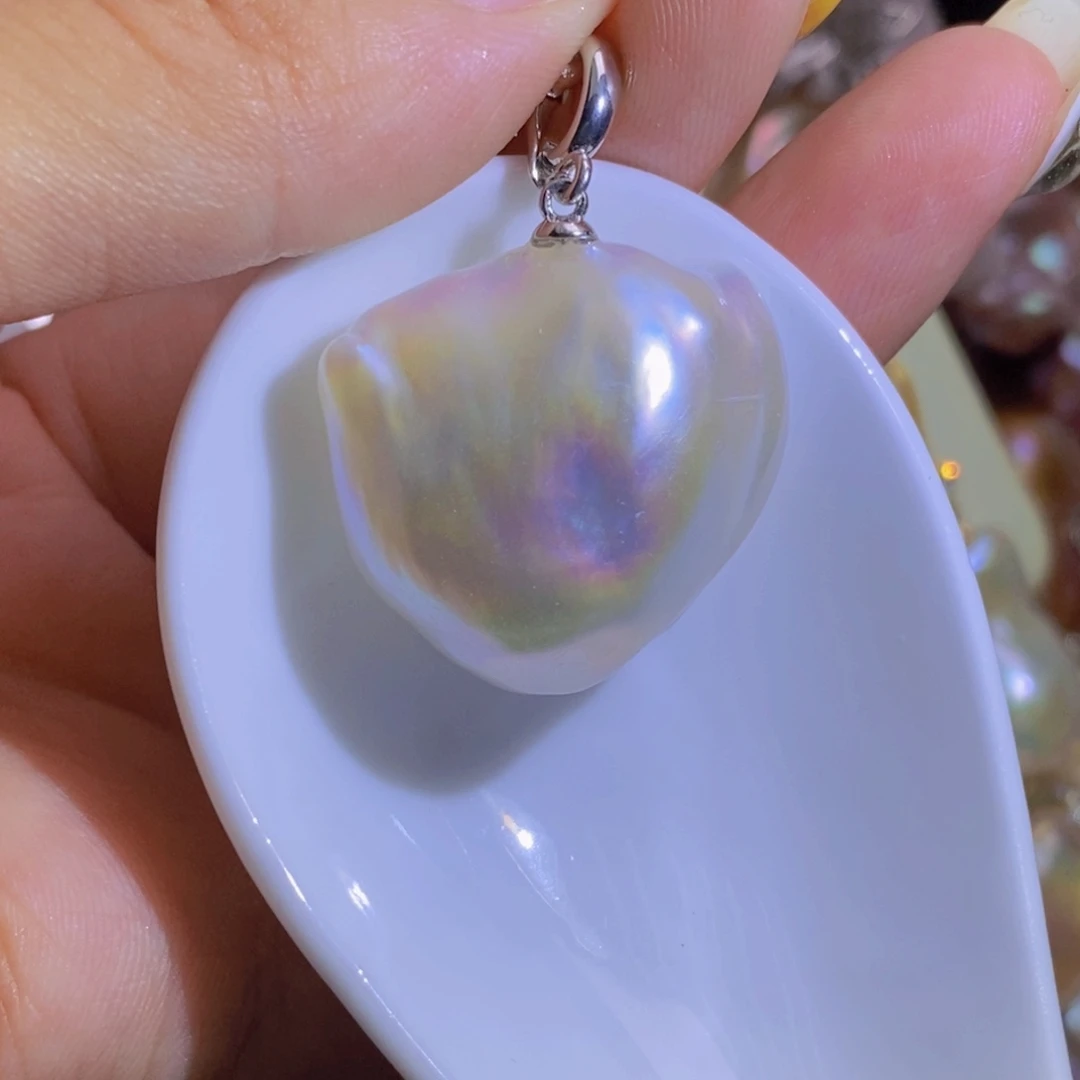 银S925镶嵌淡水珍珠天然无染色，无优化