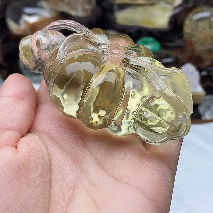 未镶嵌水晶大型摆件（非配饰）