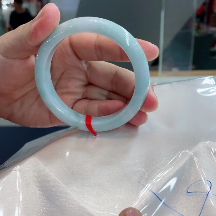 翡翠手镯未镶嵌买断