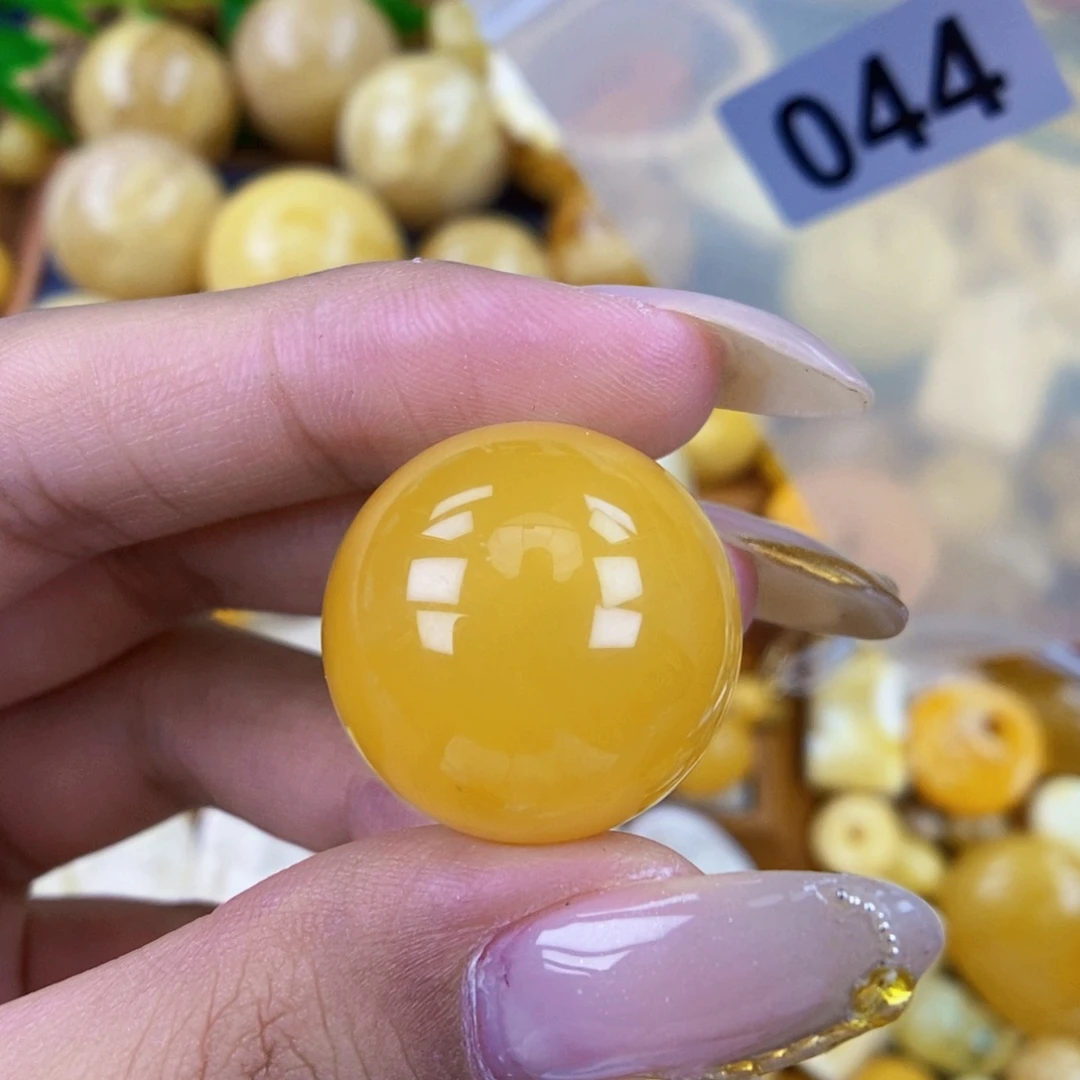 琥珀未镶嵌珠宝奇石23.3 皮色