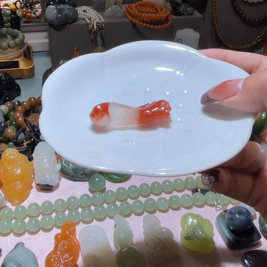 南红玛瑙未镶嵌颈饰