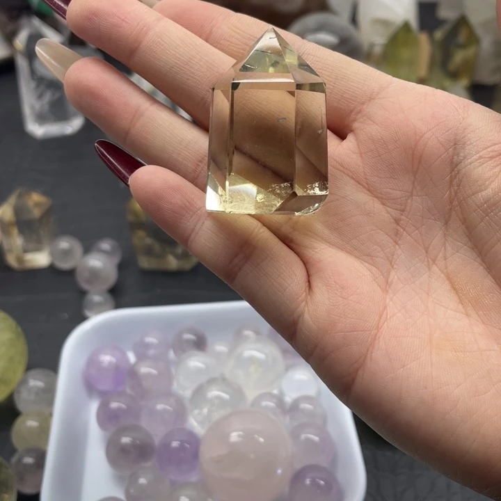 水晶16未镶嵌天然水晶