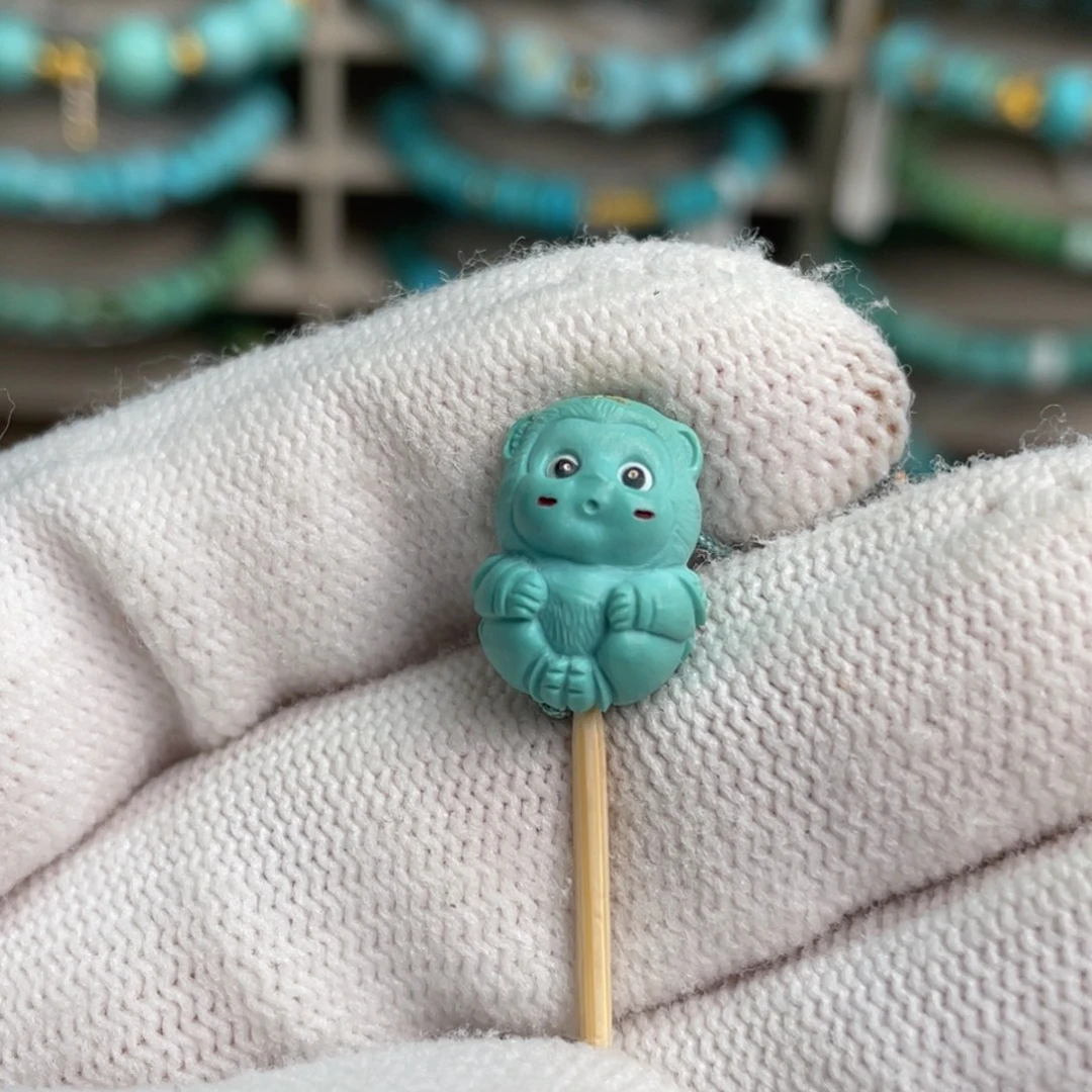 绿松石未镶嵌大圣宝宝