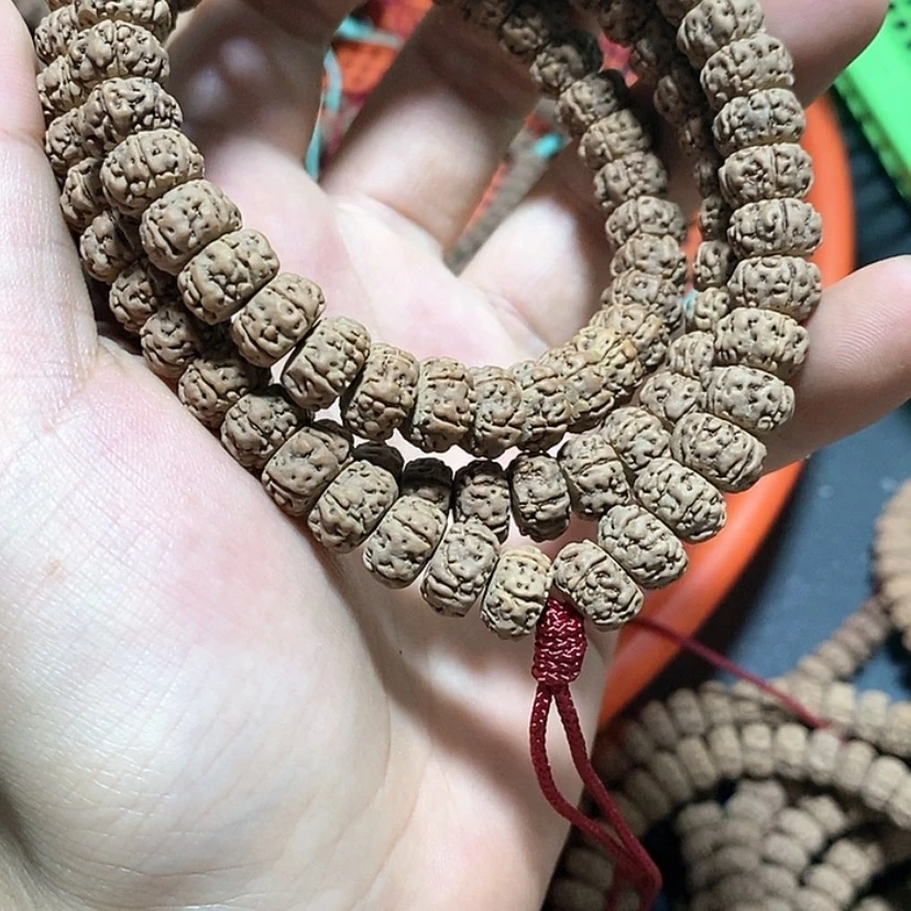 【闪购商品】金刚菩提把件蛋***伤树王切108