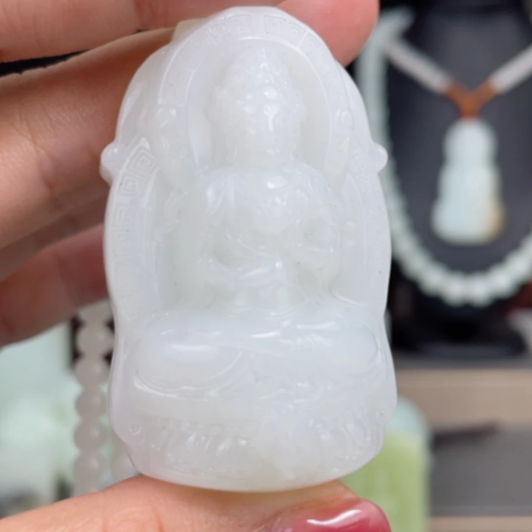 【闪购商品】颈饰未镶嵌和田玉